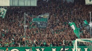 Read more about the article Κυκλοφορούν τα “μαγικά χαρτάκια” για το ματς με την Τσέλσι!