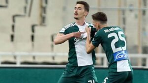 Read more about the article Η παρακάμερα του ντέρμπι και η δυναμική ομιλία του Βιτόρια!